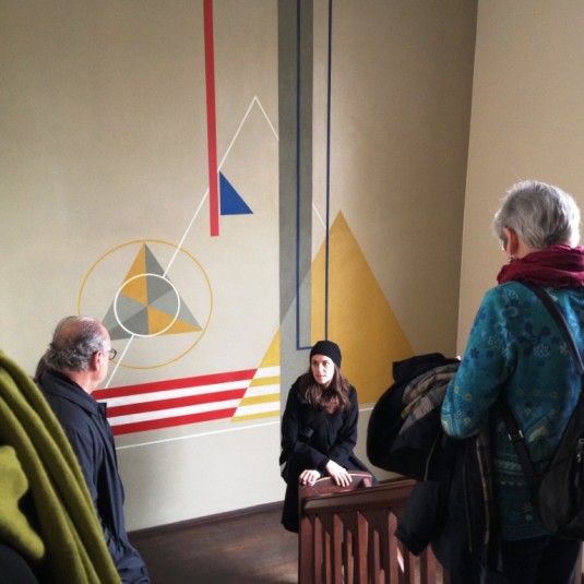 Bauhaus-Studentin im Einsatz als Guide