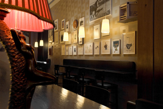 Kunst in der victoria bar