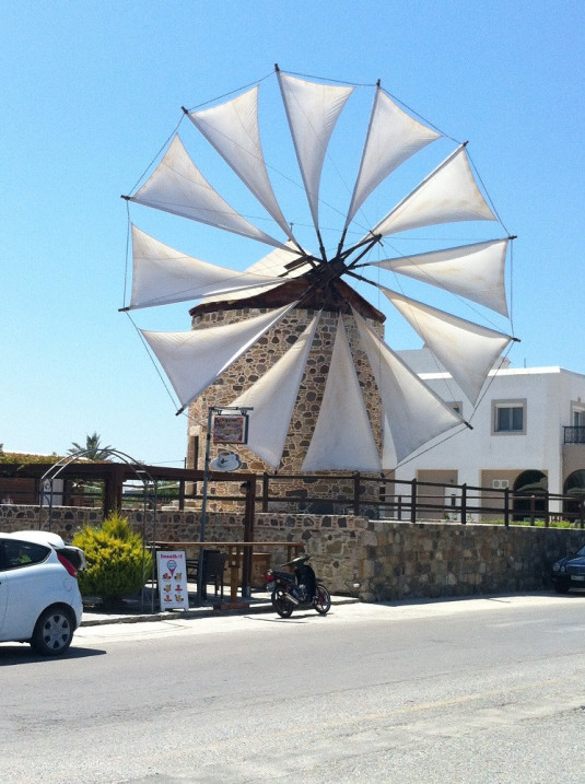 Eine nachgebaute Mühle