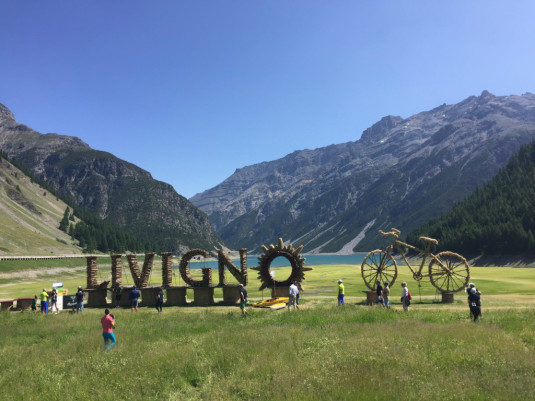 02 Livignos Stausee im Hintergrund