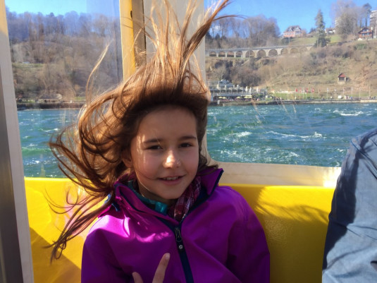 Beim Rheinfall stehen mir die Haare zu Berge