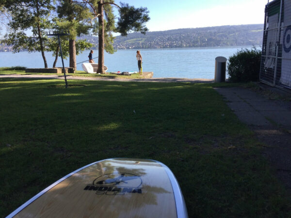 Stand-up Paddles mieten auf dem Zürichsee