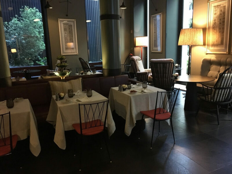 Hotel Restaurant