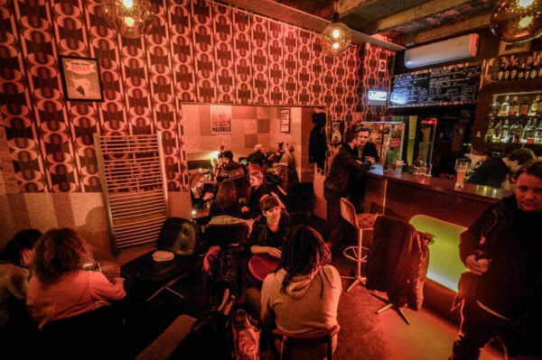 warschau-polen-warsaw-nightlife-pubs-bars-pawilony-klaps_004