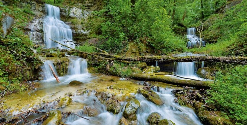 Tobellandschaften und Wasserfälle im Kanton Zürich