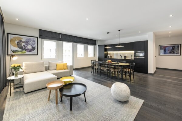 Wenn ich das nötige Kleingeld hätte, diese Wohnungen würden mir schon gefallen. Und mit der Anbindung ans Hard Rock Hotel Davos mit seinen ganzen Facilities und seinem Groove – das wär schon was...