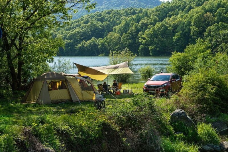 Camping mit Zelt