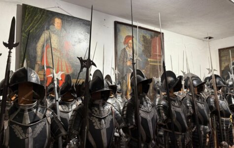 Ausflug zu den Rittern auf der Burg Hochosterwitz Ritterrüstungen auf der Burg Hochosterwitz