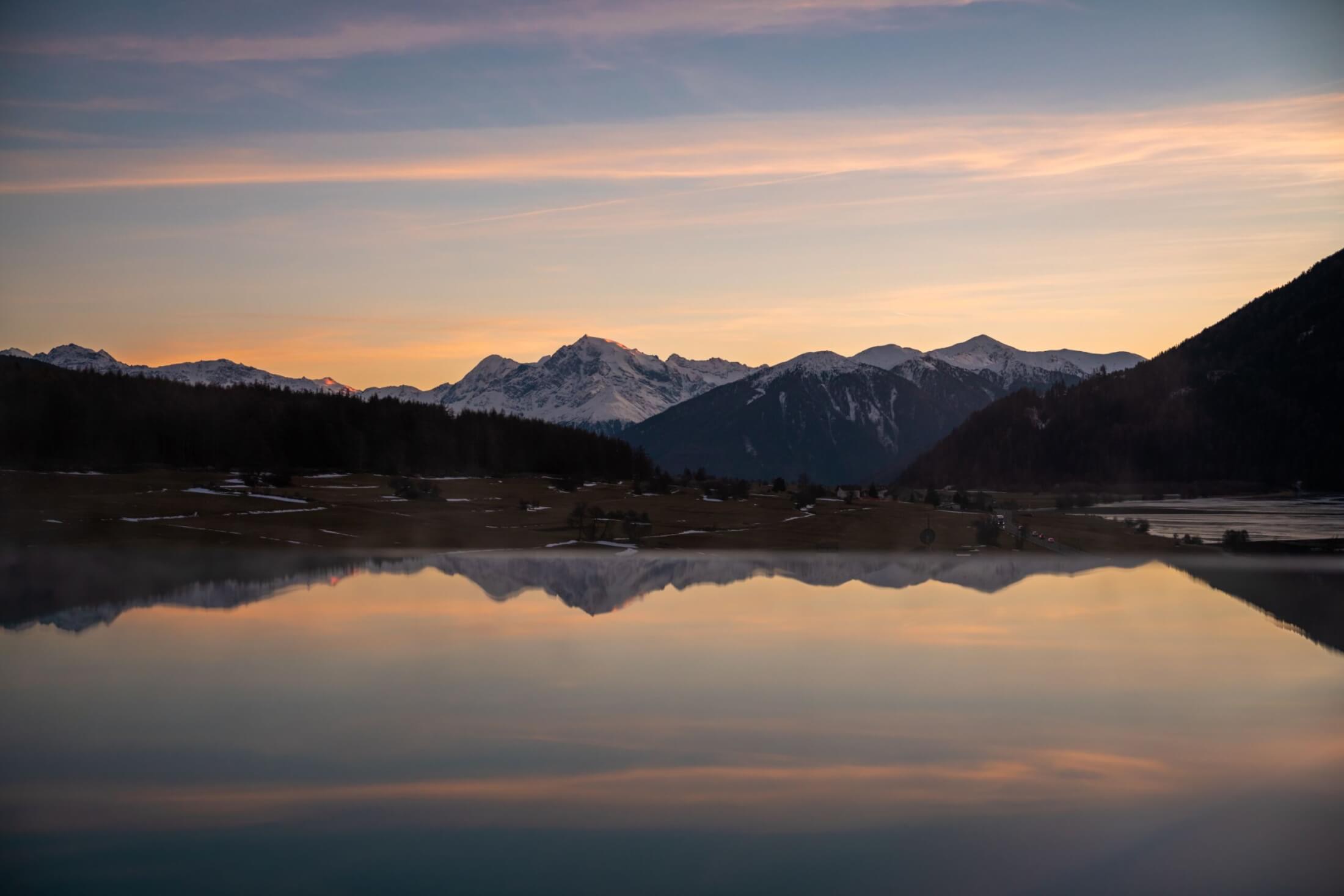 Travelistas: Pool mit Aussicht im Auramonte in Südtirol