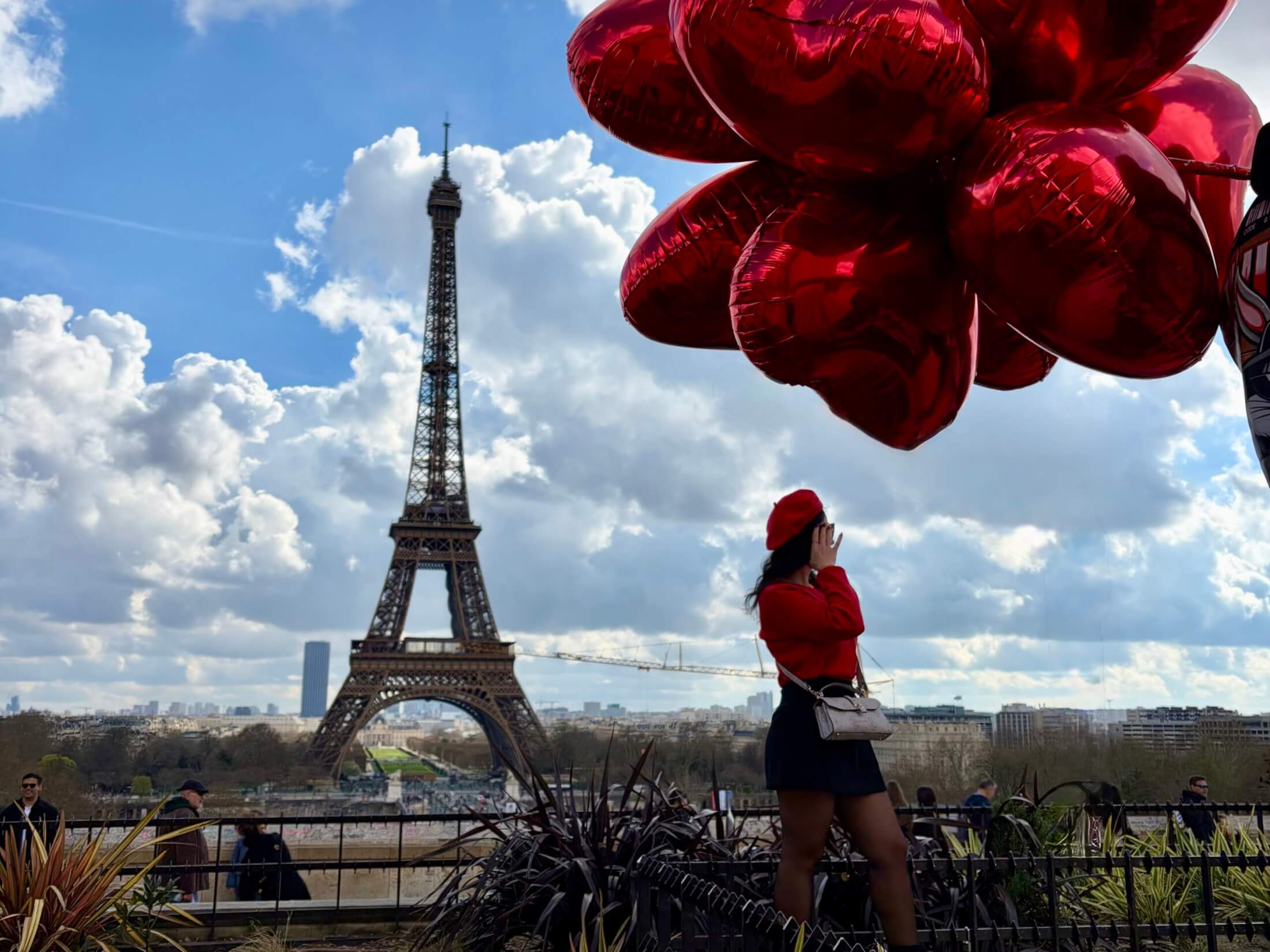 Travelistas_Paris_Eifelturm_mit Ballon