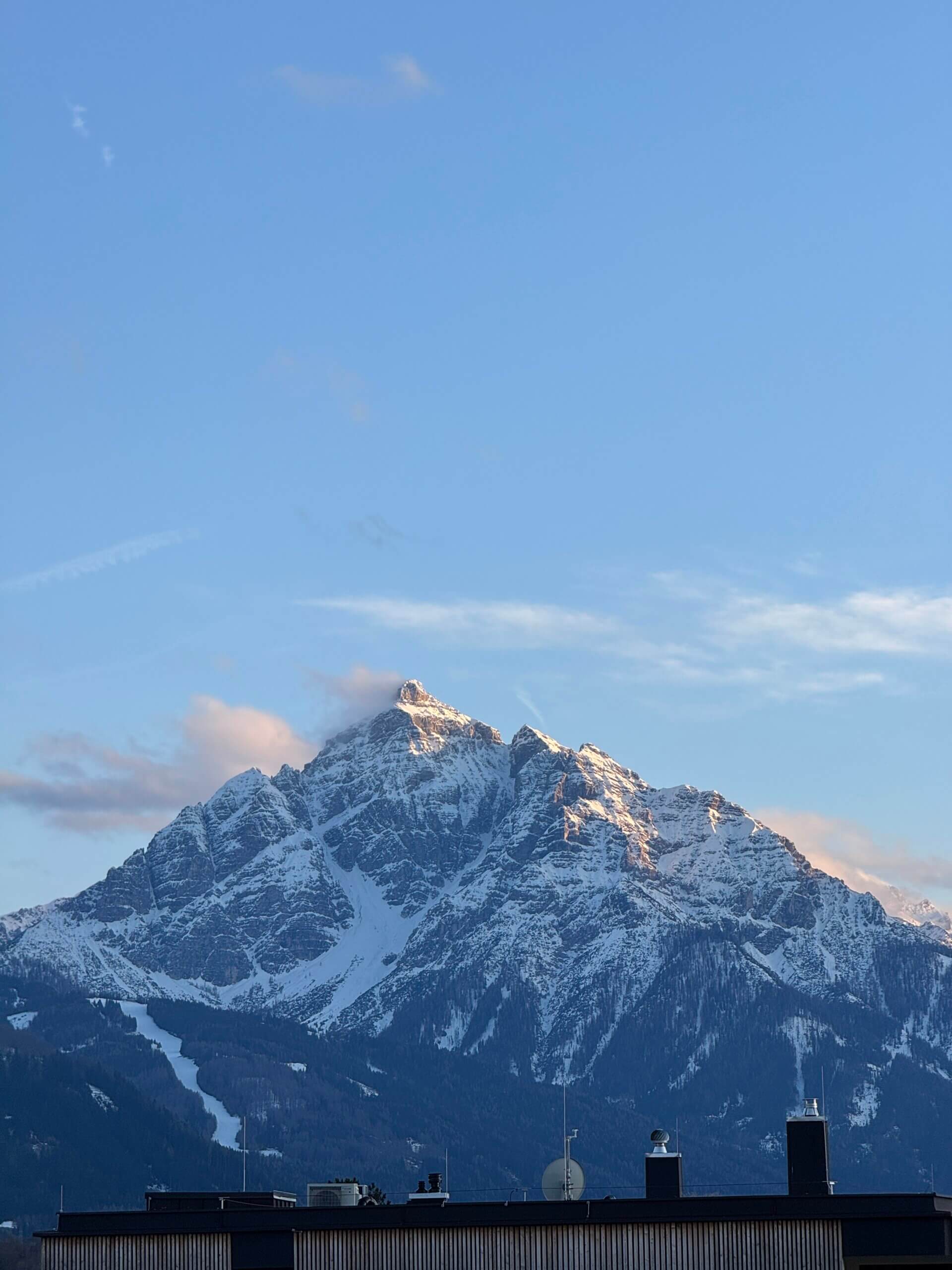 Travelistas_Park Igls_Sicht aus Hotelzimmer