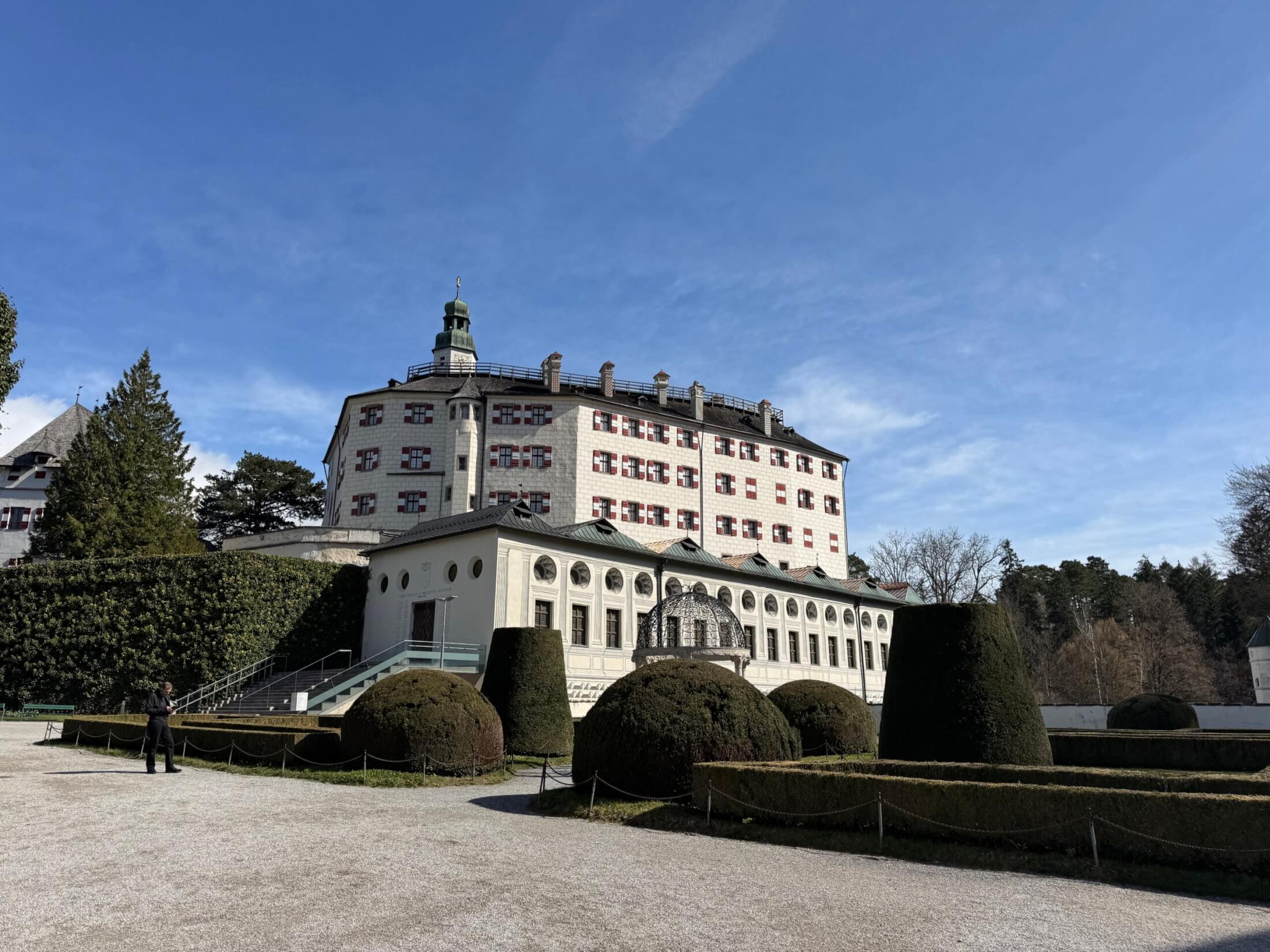 Travelistas_Schloss Ambrass