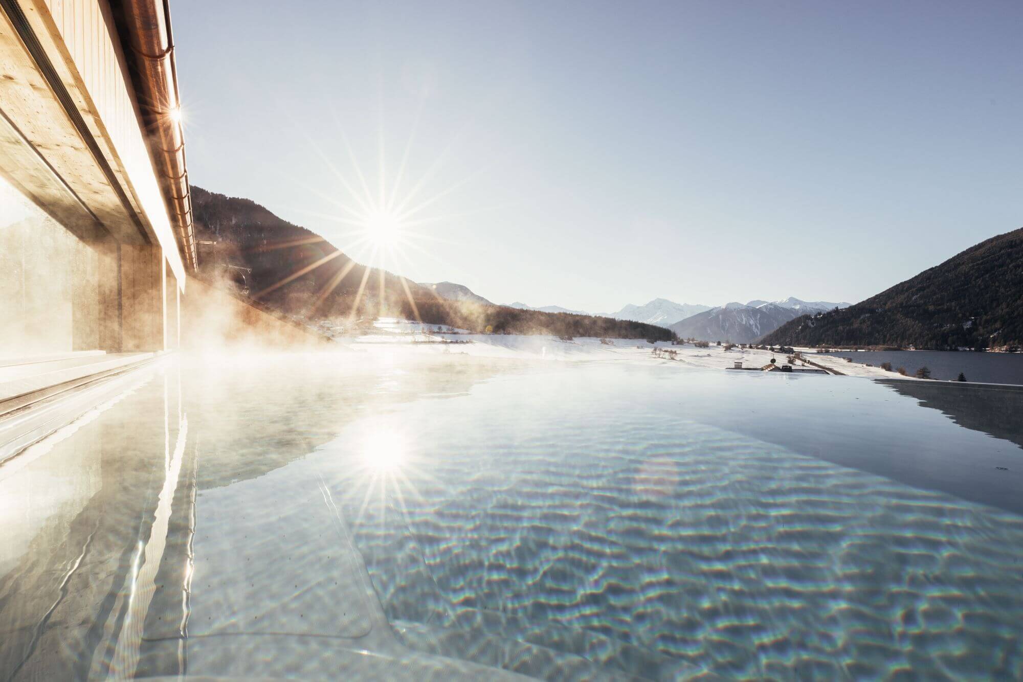 Travelistas: Pool mit Aussicht im Auramonte in Südtirol