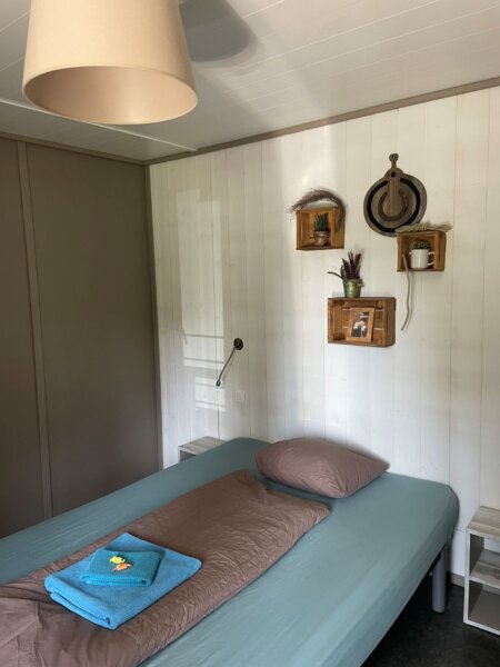 Barrierefreies Bungalow am TCS-Campingplatz in Flaach