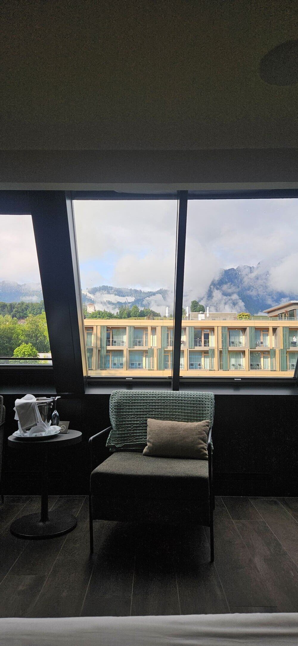 Der Blick aus der Wellness Suite im Deltapark Vitalresort