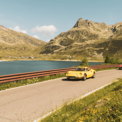 Ferrari Dino Modelle beim Dino Meeting in Silvaplana im Engadin