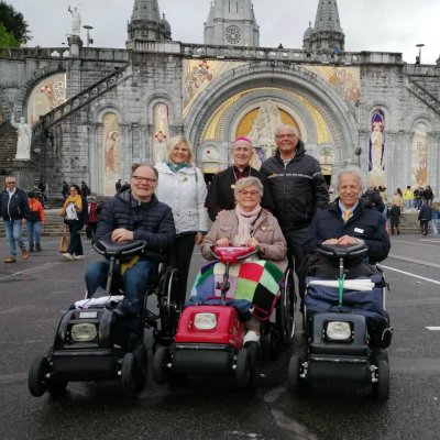 Wallfahrt in Lourdes mit Rollstuhl