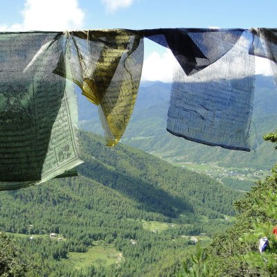 Gebetsfahnen in Bhutan
