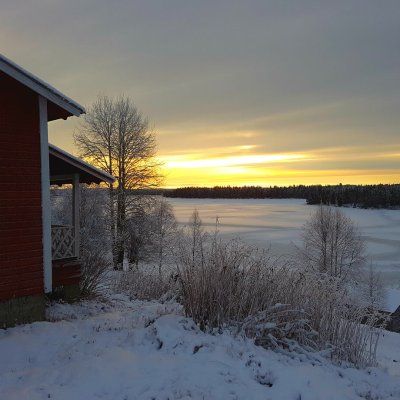 Weihnachtsmann Santa Cottage Finnland Natur